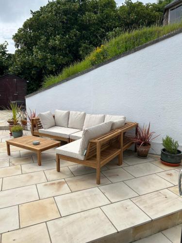 Beautiful Coastal retreat with beach and large garden gîte à louer Aith