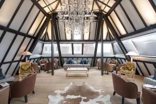 酒吧/Lounge Bar, Mayfair Hotel Adelaide By IHG in 阿德萊德