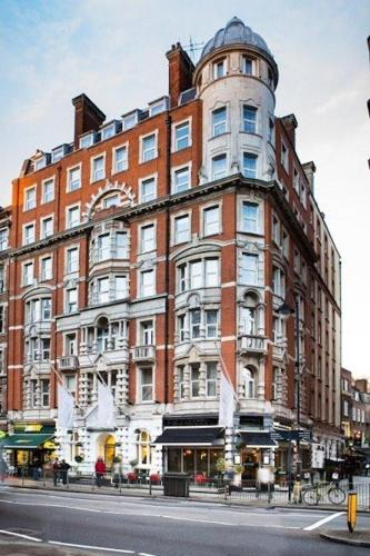London Bloomsbury Square Hotel by IHG, London