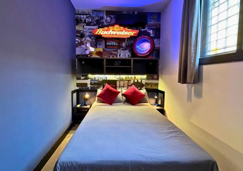 Urban District Madrid Loft - image 5