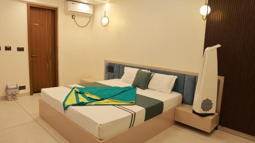 hotel ashirwad in Wadgaon