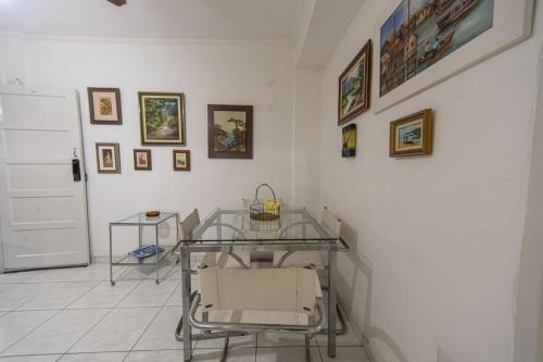 Oprema, Apto com Wi Fi e Garagem a 240 metros da Praia in Ponta da Praia