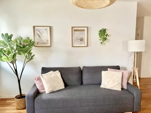 Modern 2-Bedroom Apartment with Free Parking in Wien, Österreich