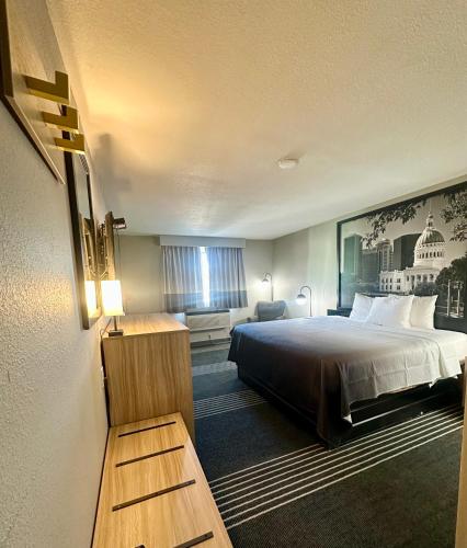 Super 8 by Wyndham Warrenton - image 7