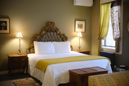 Hotel Tabard Inn – khách sạn tại Dupont Circle