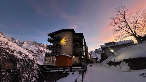 Hotel Alpina – Mürren, TN
