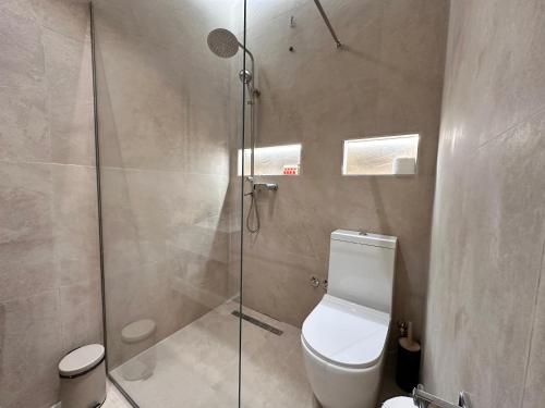 Sky 2 Hotel - main image