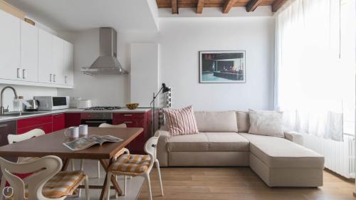 Italianway - Forcella 15, Milan