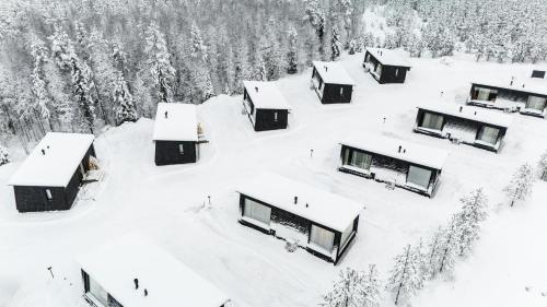 Exterior view, Raitola Reindeer and Husky Farm- Panorama Lodges in Apukka