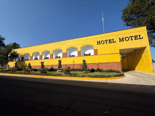 . Hotel-Motel Calens