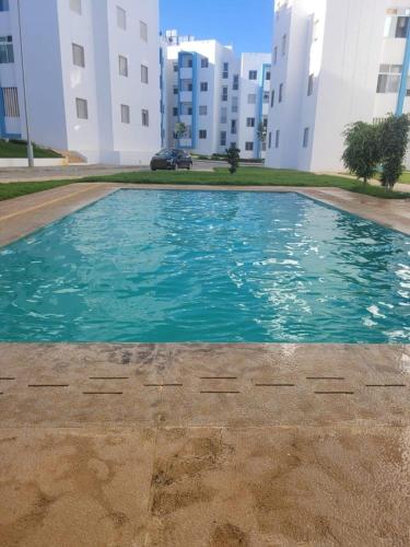 Modern Retreat in Asilah With Pool Near the Beach – khách sạn tại Saqaya