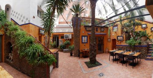 สวน, El Cami Hotel in แคมบริลส์