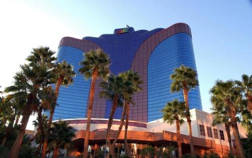 Masquerade Tower at Rio Hotel & Casino by Suiteness - image 2