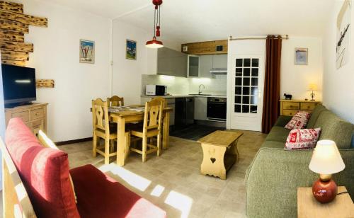 Résidence Le Praz - Studio cabine 4 personnes 2 exposé Sud MAE-8764