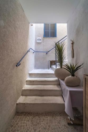 Entrada, Soor in Acre