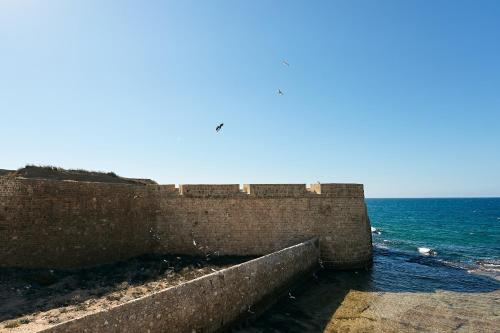 Atrações próximas, Soor in Acre