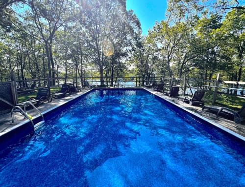 Kilátás, Private Lakefront with Pool, Hot Tub, Firepit, Pets in Bushkill (PA)