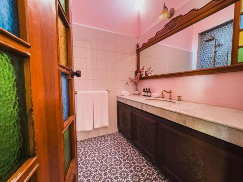La Casa Rosa Imperial - image 2