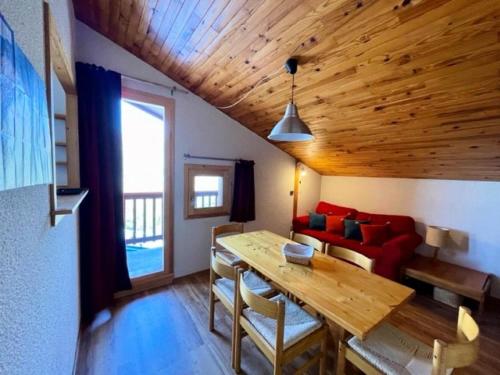Résidence Le Crey - Appartement lumineux · Proche des pistes · Vue vallée MAE-9303 – khách sạn tại Bellentre
