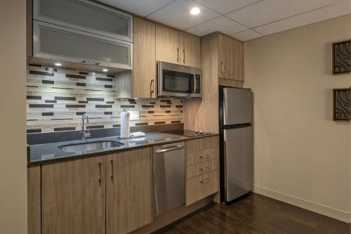 Residence Inn Miami Sunny Isles Beach - image 6