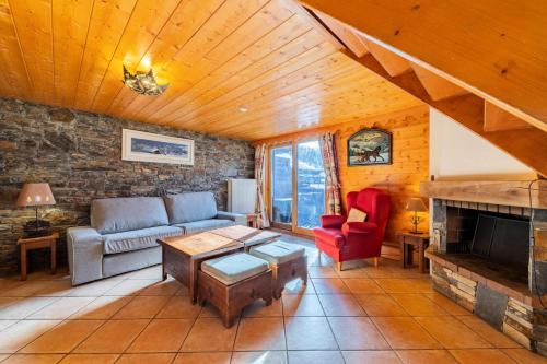 Résidence Fermes De Meribel Bat A - Duplex situé dans le quartier de Méribel village MAE-5833