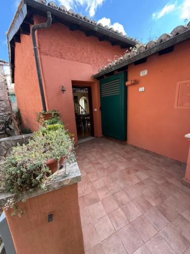 Holiday Rome Hub Revolver in Rocca Canterano in Canterano
