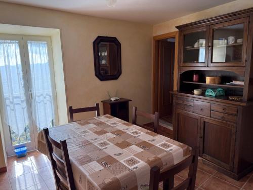 Holiday Rome Hub Revolver in Rocca Canterano in Canterano