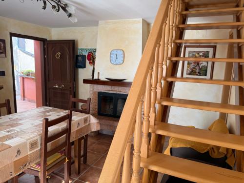 Holiday Rome Hub Revolver in Rocca Canterano in Canterano