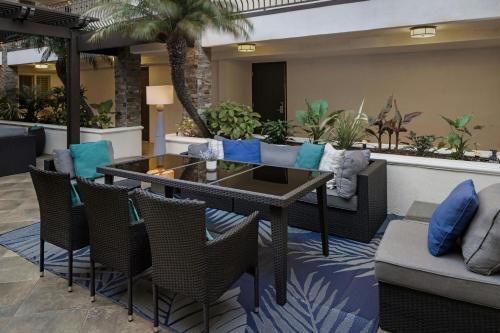Facilities, City Express by Marriott Manhattan Beach near Comedy & Magic Club