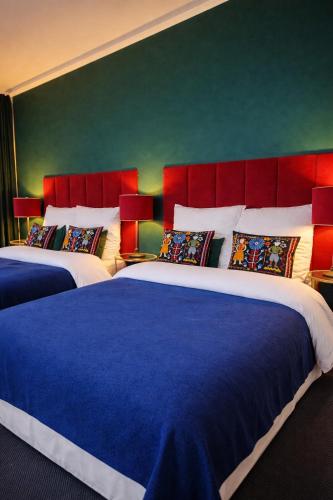 room detail thumbnail 0