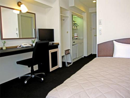 Tachikawa Urban Hotel The 2-star Tachikawa Urban Hotel offers comfort and convenience whether youre on business or holiday in Tokyo. Both business travelers and tourists can enjoy the hotels facilities and services. All 