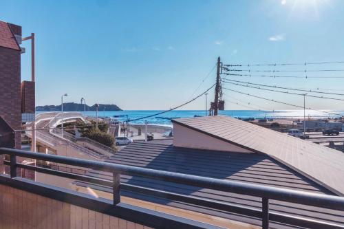 Entire Villa, 2-Min to Beach, near Enoshima Island