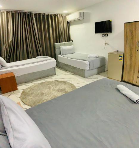 Nada HOTEL - image 7