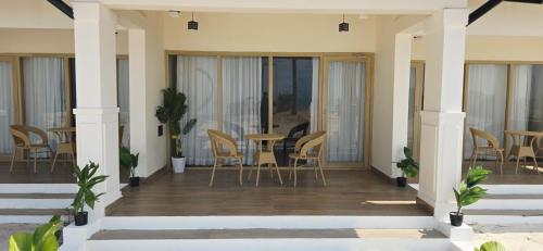 Turtles Bay Resort in Kadmat Island