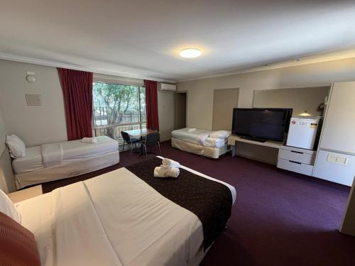 Ringwood Lake Inn in Mitcham