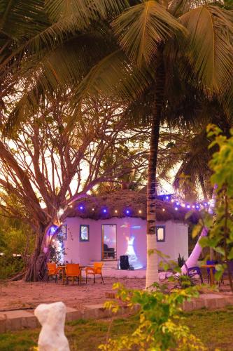 White Rocks Beach Resort in Winneba