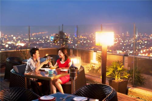 レストラン, ケンブリッジ ホテル メダン (Cambridge Hotel Medan) in メダン