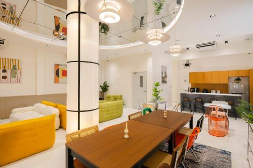 Bembis Hotel (Charoenakorn10) in 曼谷河畔