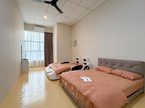 KB Penang Guest House Signature Cozy with kids playground 10pax 3 Bedroom near water park near Advanced Medical And Dental Institute