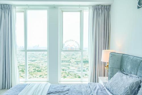 Yogi – 2BR Churchill | High Floor | Burj View Dubai 