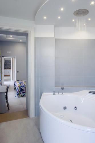 Bocca di Bacco Room Type - Queen Room with Spa Bath
