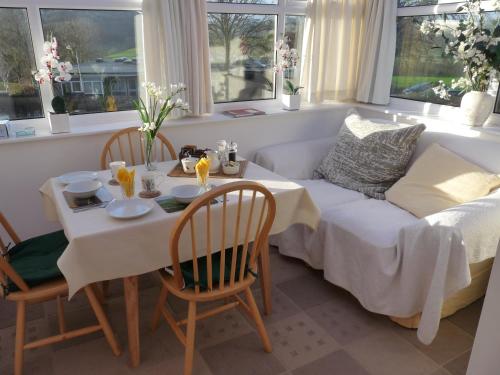 Cosy Twin Room in Brecon 3