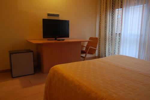 Nuovo Hotel Vigevano - 편의 시설/서비스