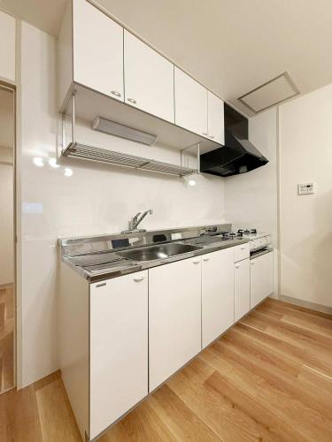 Hills Kaminobori - Central Hiroshima 3BR Apartment Walk to Station in Downtown
