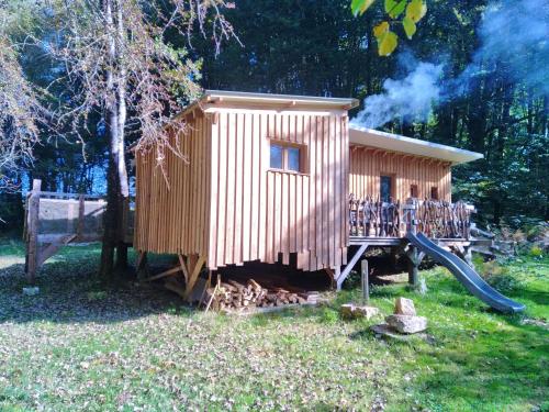 Viesnīcas āriene, Gîte nature La clairière (Gite nature La clairiere) in Rosiers D'Egletons