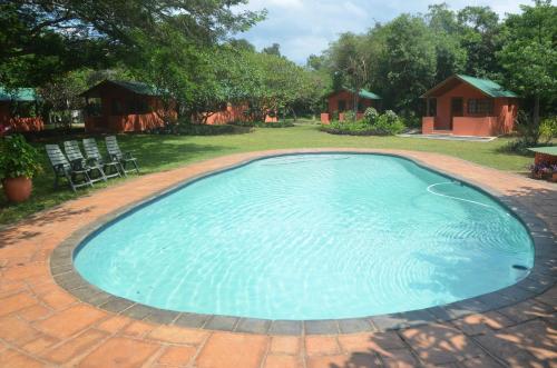 Bushbaby Lodge & Camping