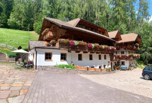 Leithäusl, San Lorenzo di Sebato