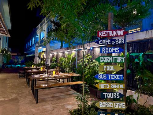 Villa de 135 m² en Centro de Siem Reap, con 2 habitación(es) y 3 baño(s) privado(s) (Gecko Hostel) in Siem Reap