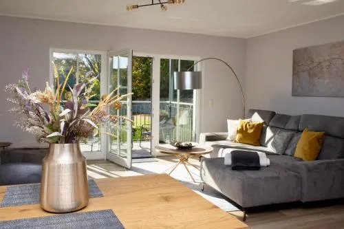 Ferienwohnung Bella - mit Waschmaschine, Fahrstuhl und Carport in ruhiger Altstadtlage von Ballenstedt in Ballenstedt, Deutschland