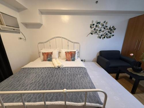 8 Adriatico Condominium near UPPGH SLMEC, Supreme Court and US Embassy Room Type - Deluxe King Studio